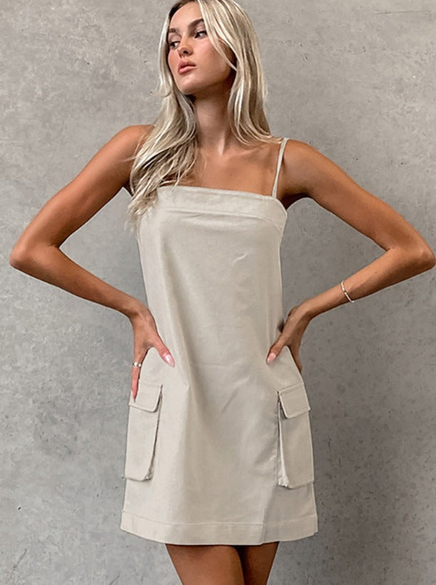 Plain Sleeveless Pocketed Dress